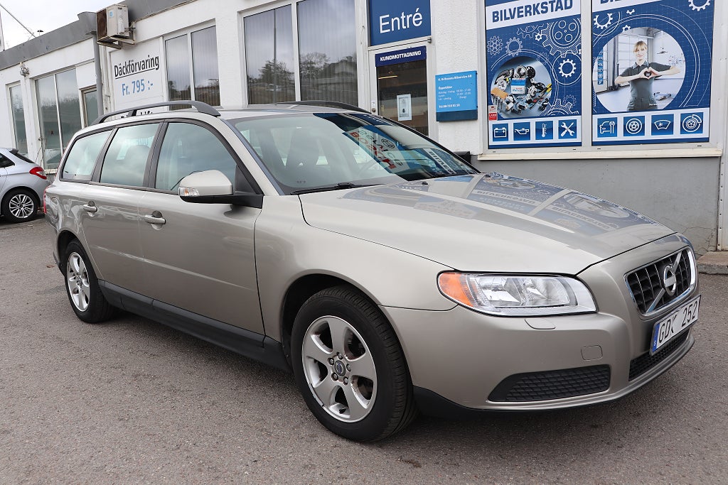 Volvo V70 2.0F Powershift Kinetic SoV-Hjul 