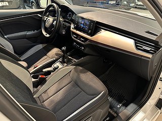 Skoda Kamiq 1.0 TSI Drag Mvärm Kamera Psens S/V-hjul MOMS