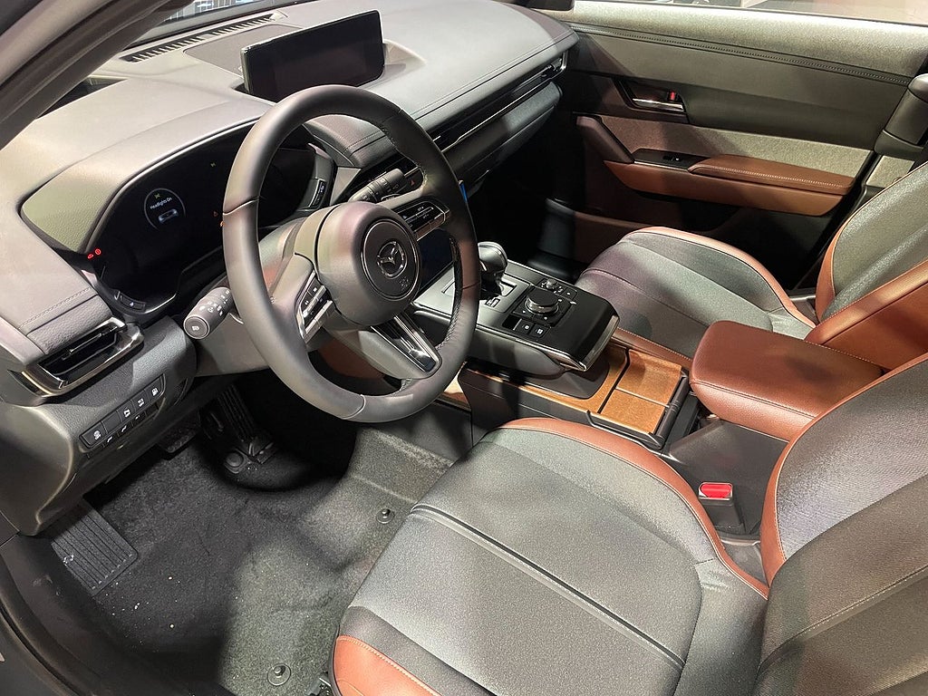 Mazda MX-30 Re-Leasing *KAMPANJ* | Bilar i lager!