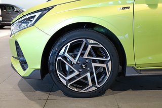 Halvkombi Hyundai i20 7 av 23