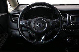 Minibuss Kia Carens 8 av 23