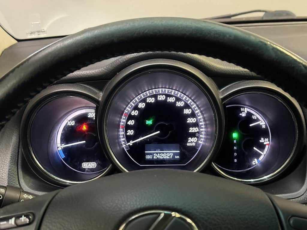 Lexus RX 400h AWD 3.3 V6 AWD CVT | S+V | Drag | Nybesiktad