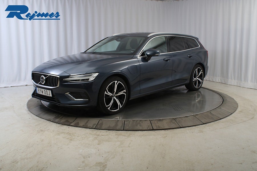 Volvo V60 Recharge T6 Core Edition