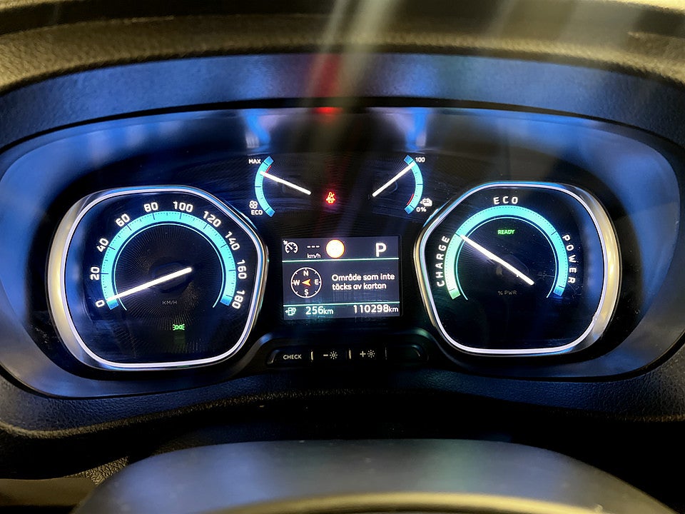 Bild på Peugeot e-Expert PRO+ 75kWh 136hk Aut L2 B-KAMERA NAVI