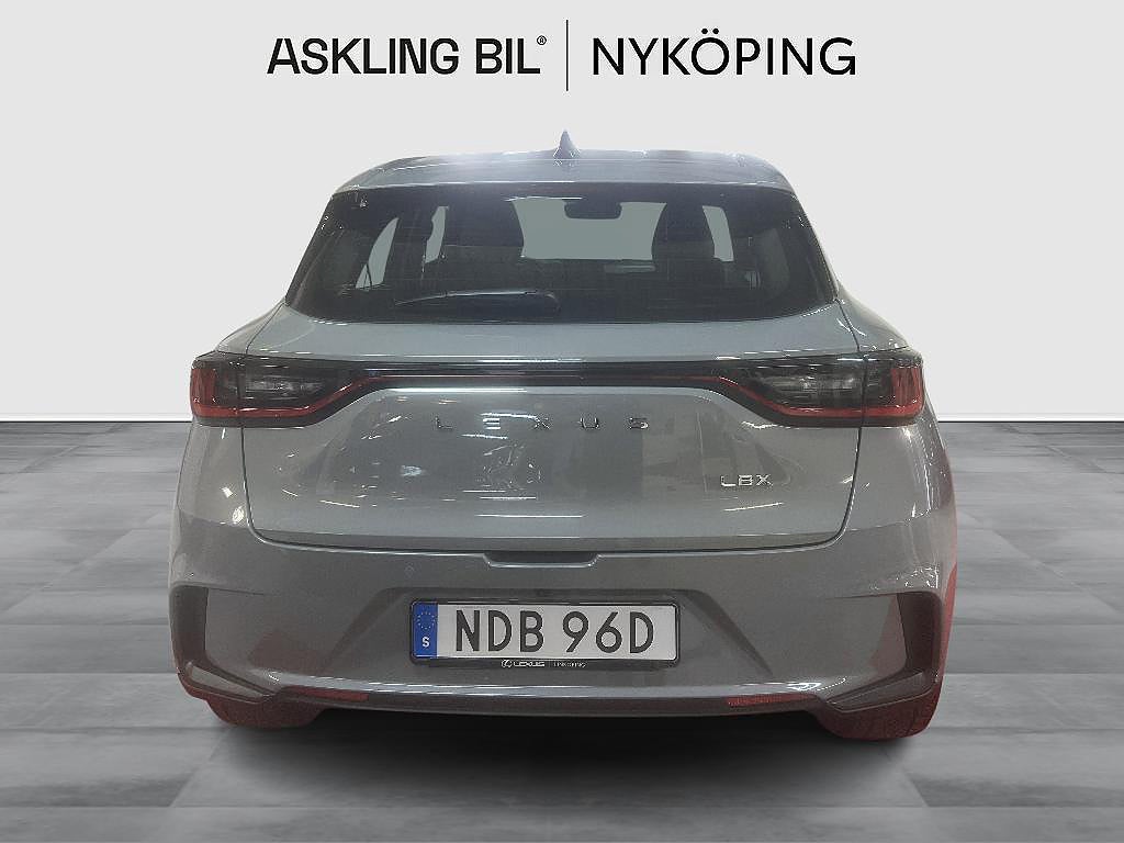 Lexus LBX 2025 - miniatyr 4