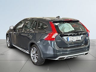 Volvo V60 Cross Country D4 Classic Pro S&V-hjul Värmare Skinn Navi Kamrem bytt