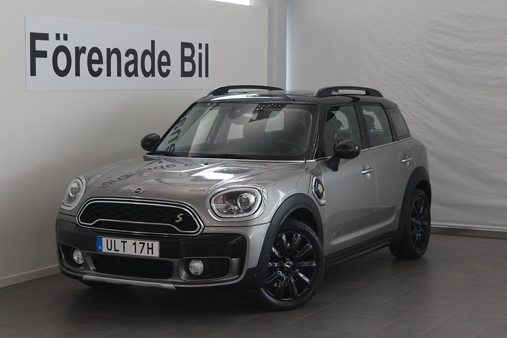 MINI Countryman Cooper SE ALL4 / Panorama / Navi / CarPlay