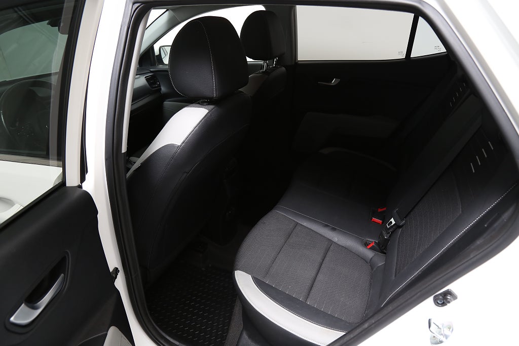 Kia Stonic 1,0 T-GDI 120hk Advance Plus Aut Motorvärmare 2020