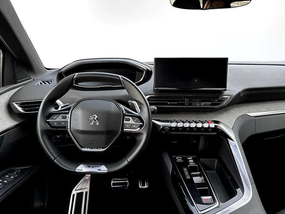 Bild på Peugeot 5008 GT 1.2 PT 130hk Aut 7-SITS B-KAMERA CARPLAY