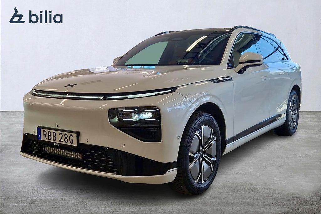 XPENG G9 RWD Long Range 570km I Pano I 360° I ränta 3,45% I MOMS