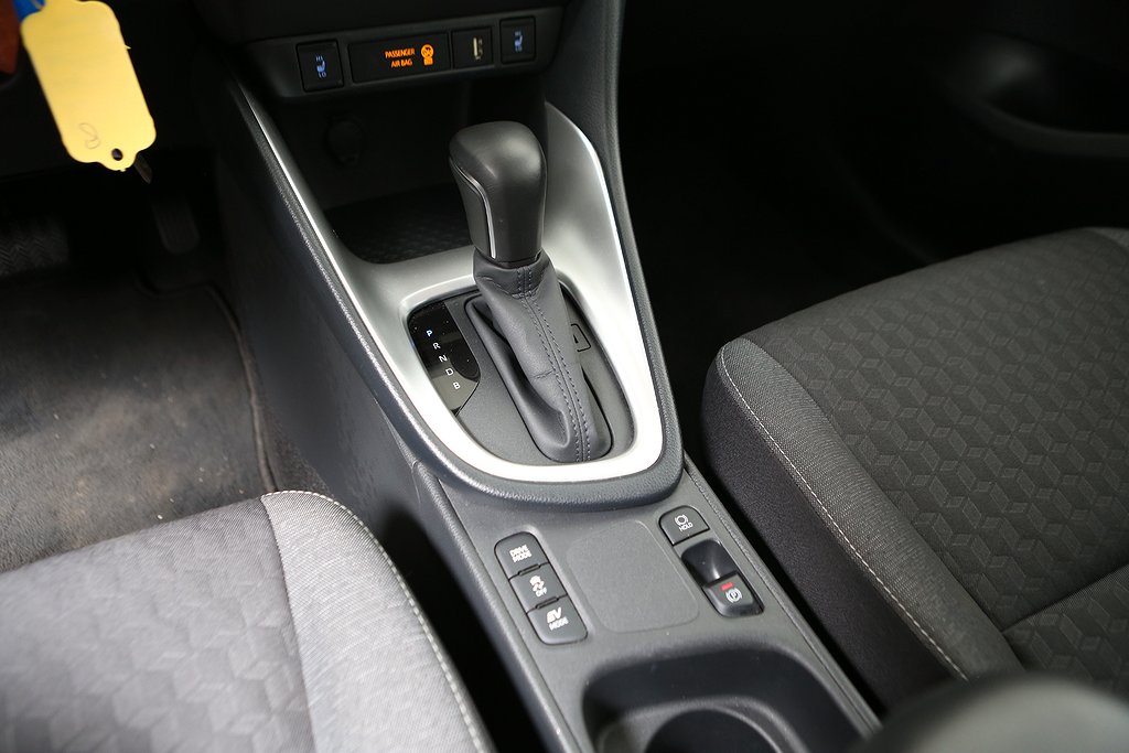 Toyota Yaris 1,5 Hybrid Active Aut 5D Kamera Leasbar 2023