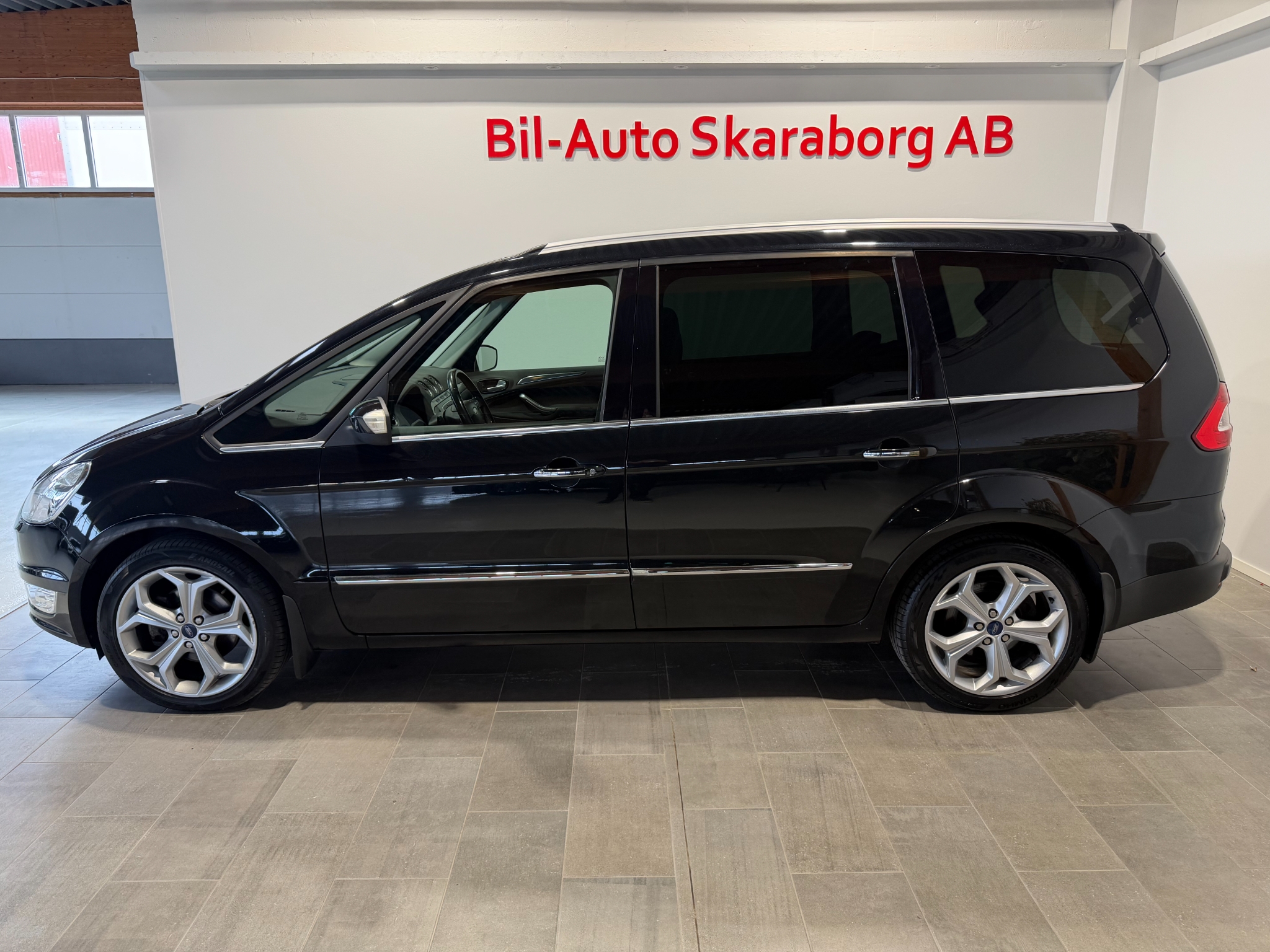 Ford Galaxy 2012, photo 4/54