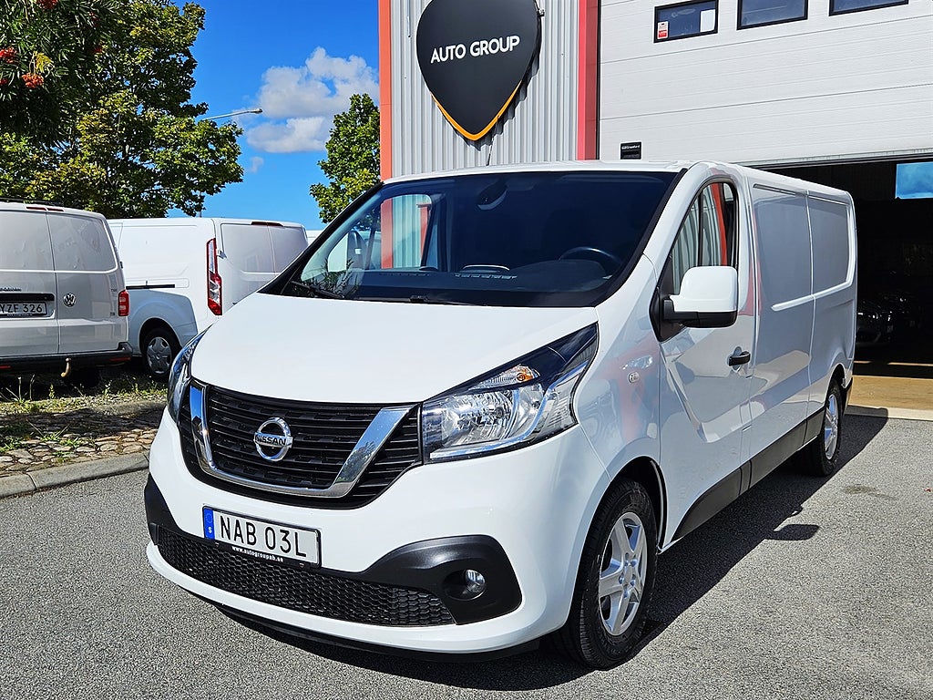 Nissan NV300 Skåpbil 2.9t 1.6 dCi Manuell 145hk. L2 Dragkrok, Motorvärmare