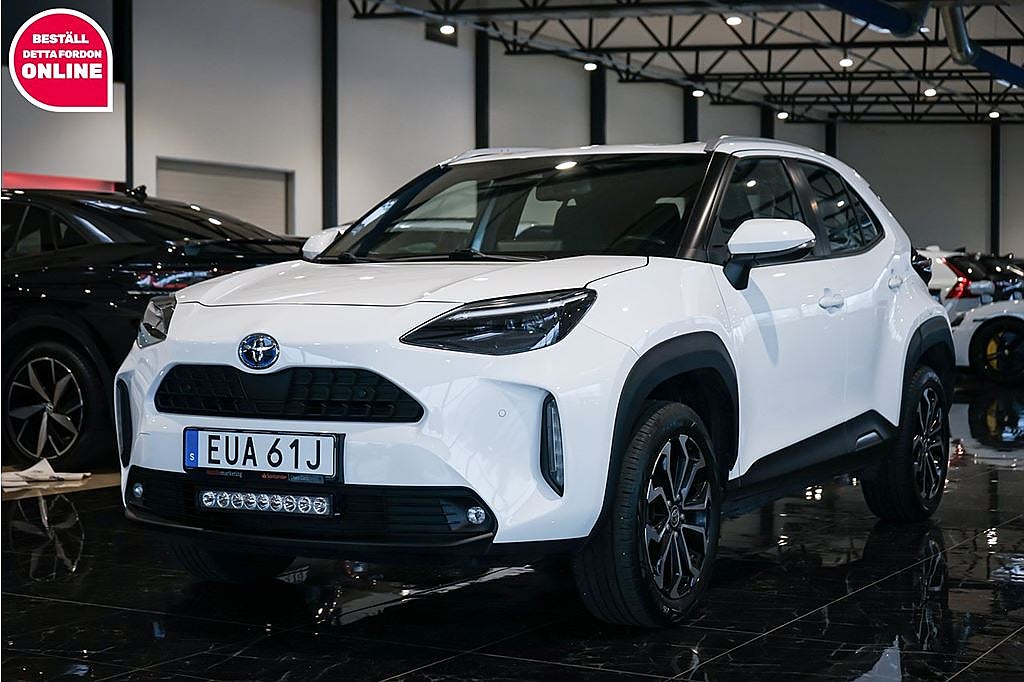 Toyota Yaris Cross Hybrid AWD-i e-CVT Active Plus Kamera Rattvärme Keyless