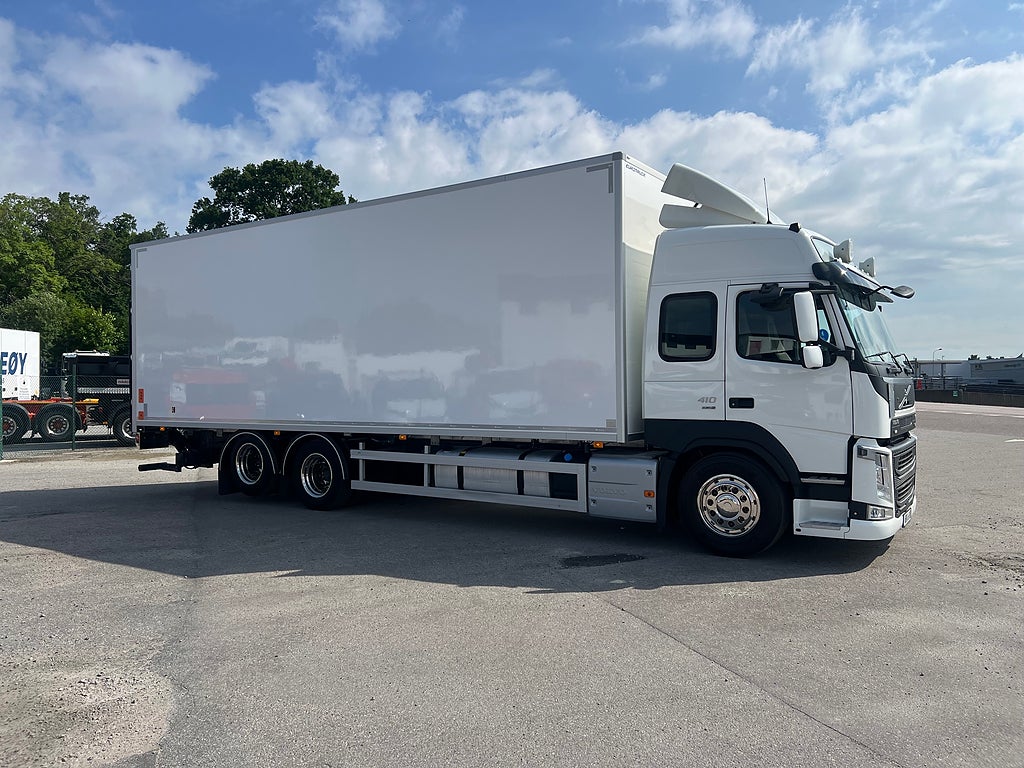 Volvo FM13 410 6x2 Skåpbil, *17 400 Mil*, Euro 6
