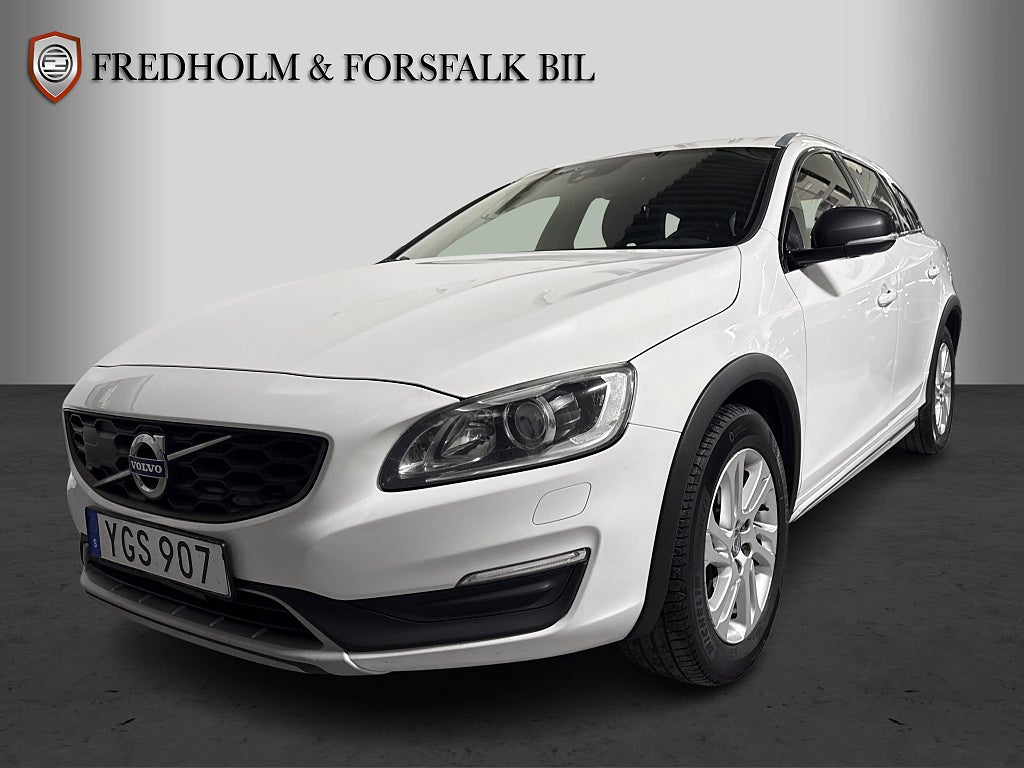 Volvo V60 Cross Country D4 AWD 190hk Automat Momentum Volvo on Call  2 ägare!