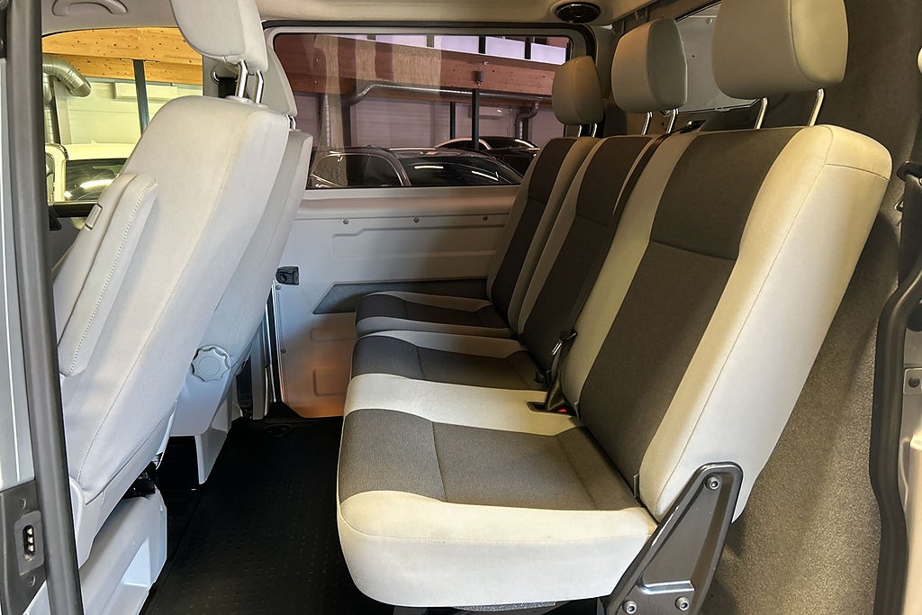 Volkswagen Transporter Kombi T30 2.0 TDI BMT 4Motion