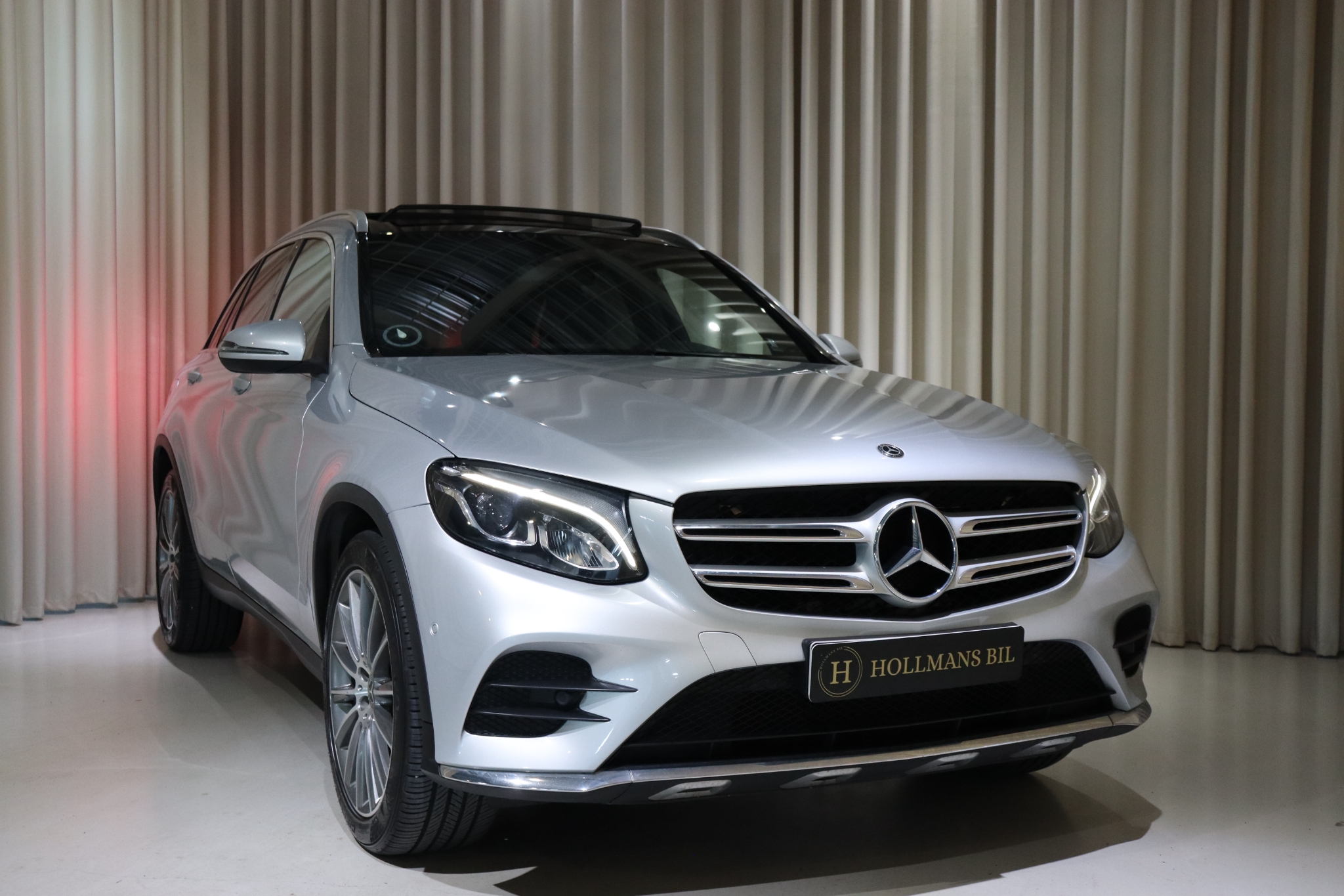 Mercedes-Benz GLC 2018, bild 2/50