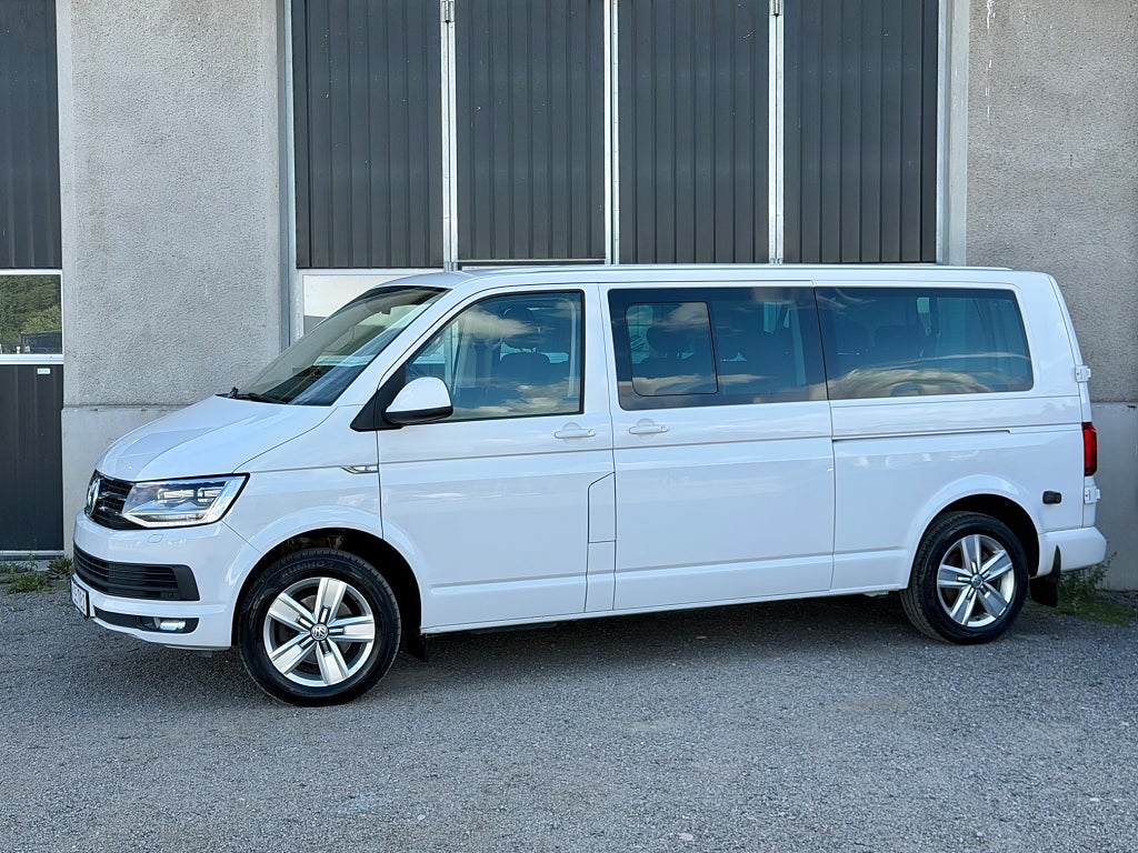 Volkswagen Caravelle T32 2.0 TDI 4Motion Comfortline 8-sits Drag Värmare 