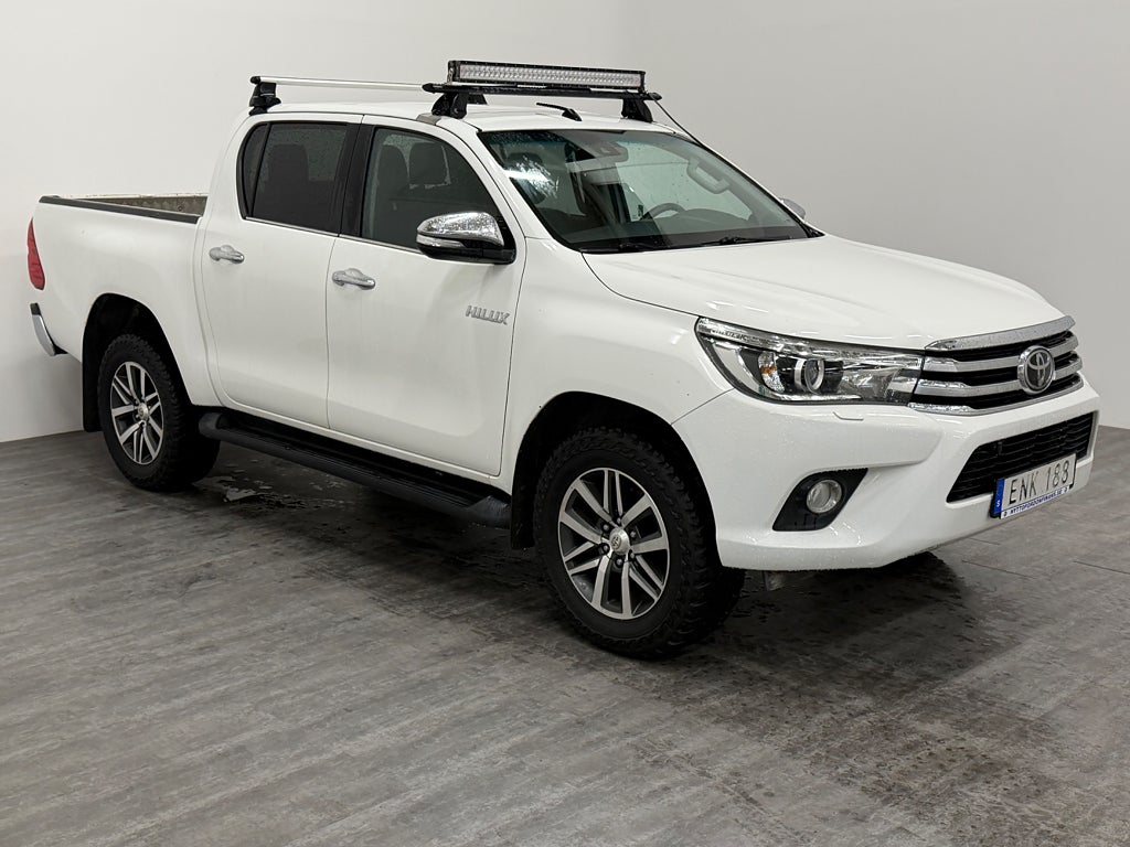 Toyota Hilux Dubbelhytt 2.4D 4WD D-CAB PREMIUM Jalusi/Moms