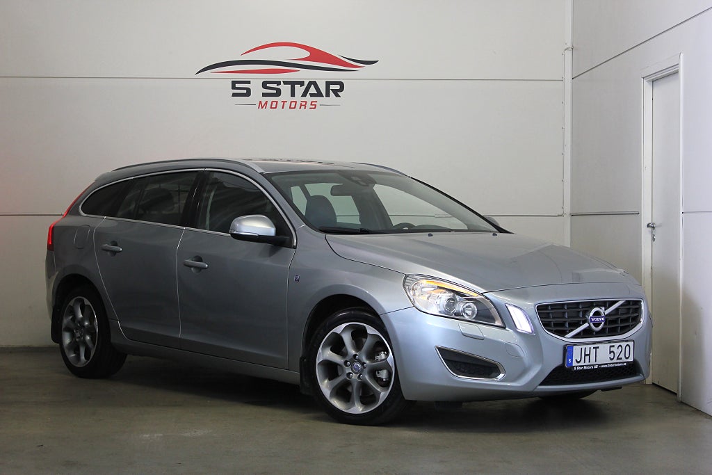 Volvo V60 DRIVe Ocean Race Bluetooth Skinn Psesnor Kamremsbytt