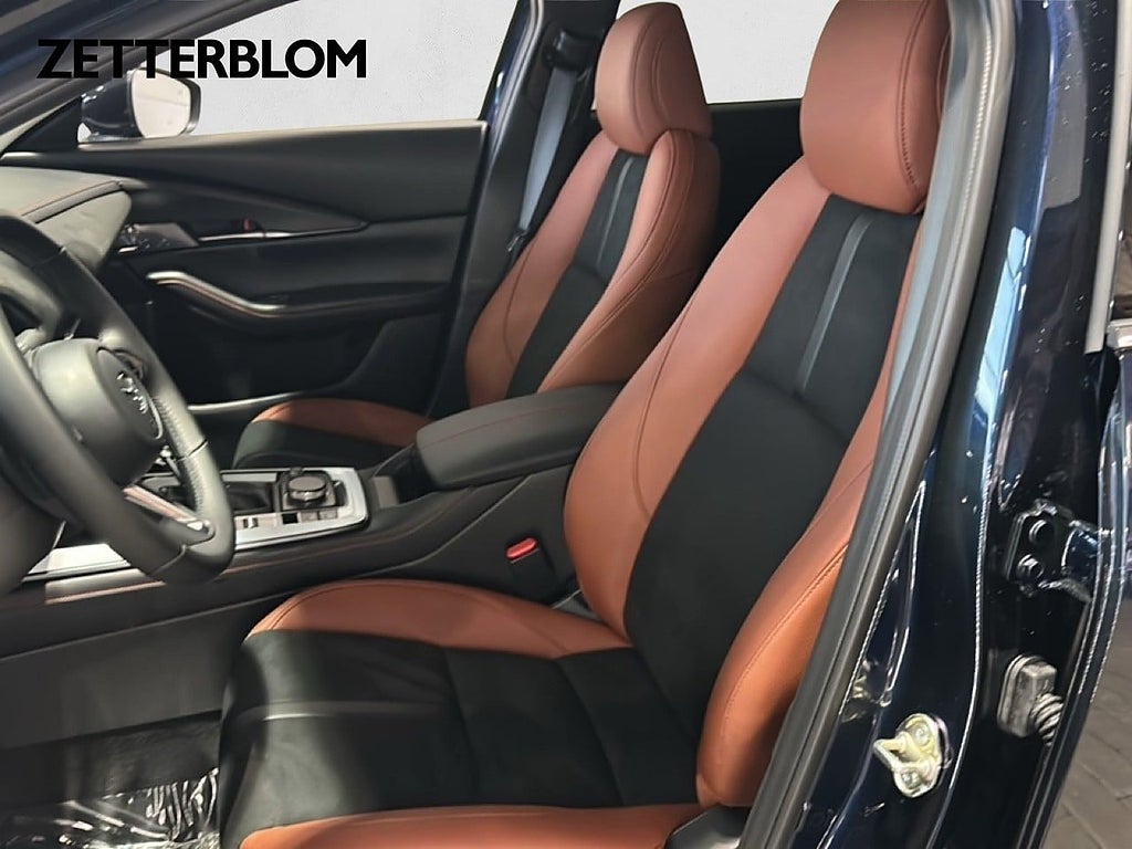 SUV Mazda CX-30 7 av 20