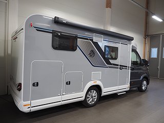 Husbil-halvintegrerad Knaus Van TI 640 MEG Vansation MAN 2 av 16