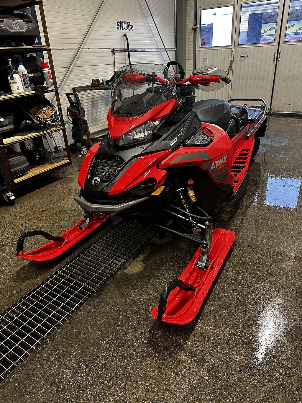 Lynx Xterrain Brutal 850E-TEC Momsad