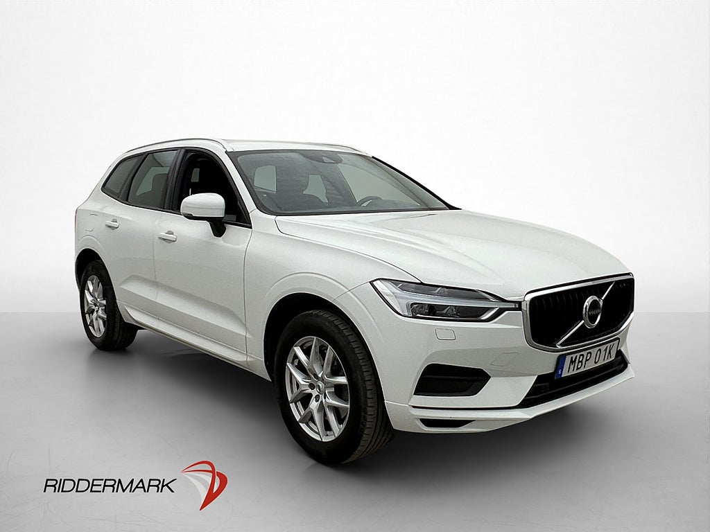 Volvo XC60 B5 Momentum Värmare Sensorer CarPlay Dragkrok