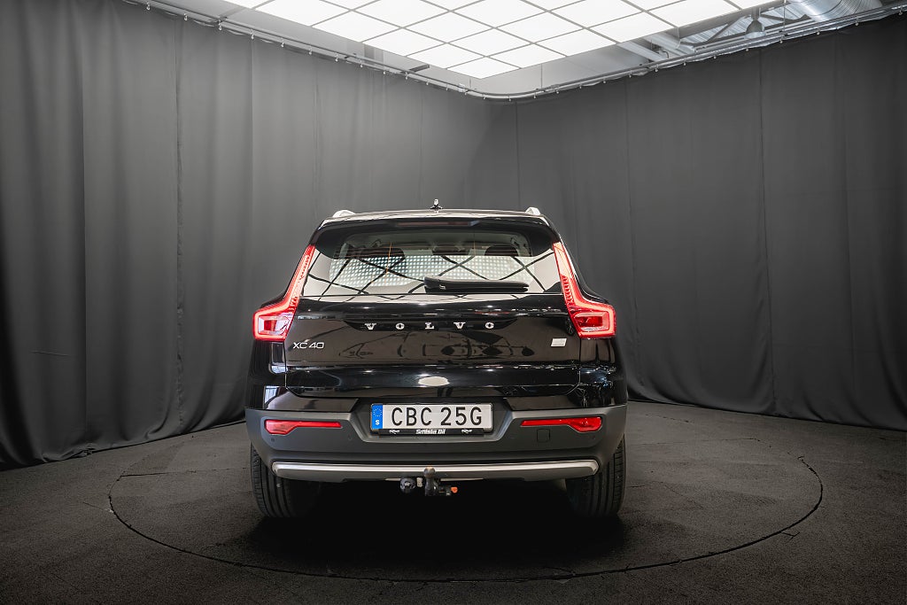 Volvo XC40 Recharge T4 DCT DRAG H/K KAMERA B-VÄRMARE BLIS MOMS