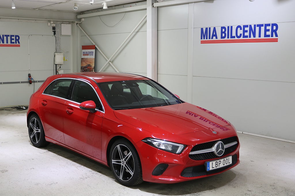 Mercedes-Benz A 180 7G-DCT Progressive Line Bak kamera Navi 