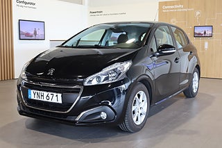 Halvkombi Peugeot 208 1 av 23