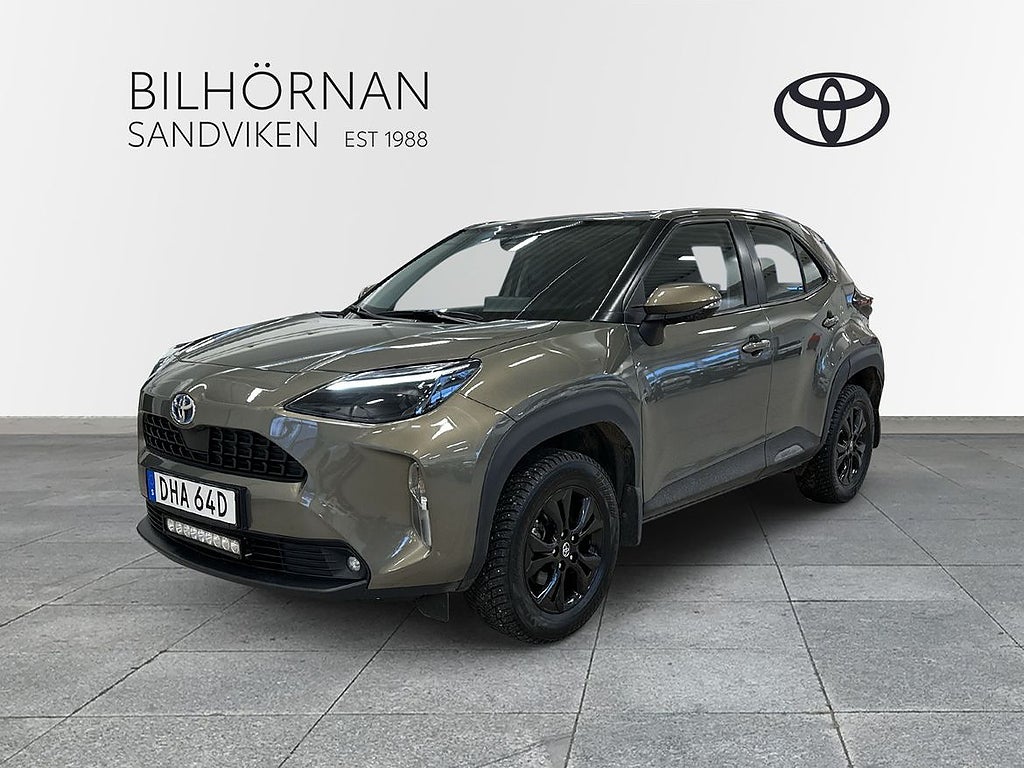 Toyota Yaris Cross Hybrid AWD-i