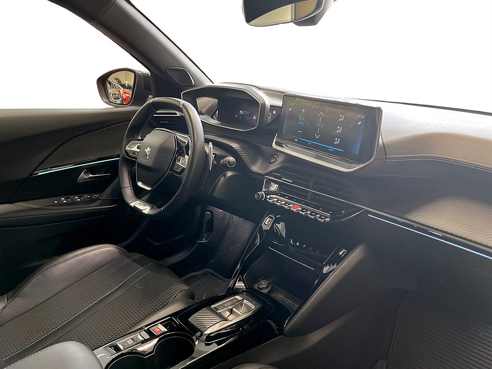 Bild på Peugeot 2008 GT 1.2 PT 130hk Aut RÄNTEKAMPANJ MED DNB 3,99%