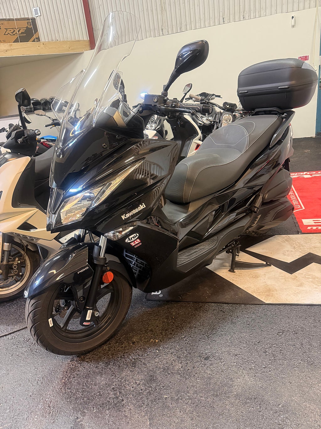 Kawasaki J300 0.3 CVT Euro 4
