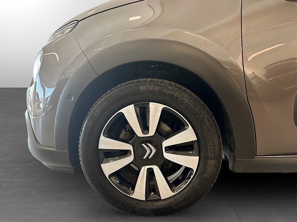 Bild på Citroën C3 Shine Exclusive 1.2 PT 110 Aut B-KAMERA DRAG