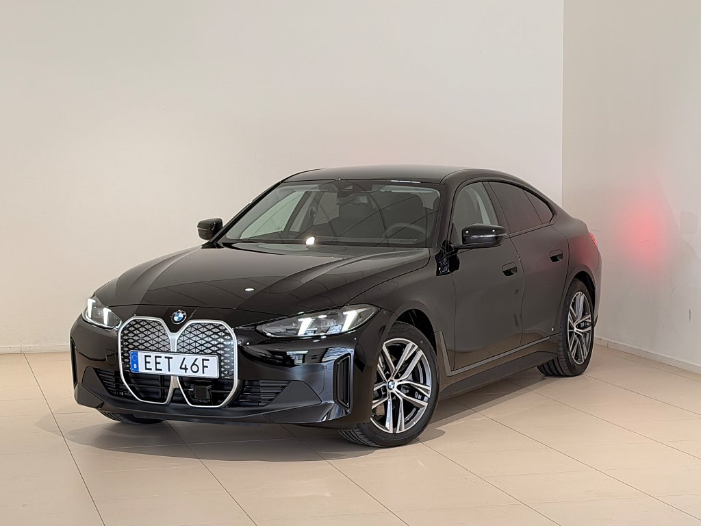 BMW i4 eDrive 40, Drag, Navi, Adpt Fart, Räntekampanj 0,95 %