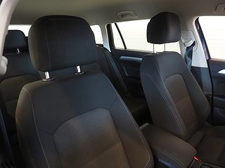 Kombi Volkswagen Passat 11 av 23