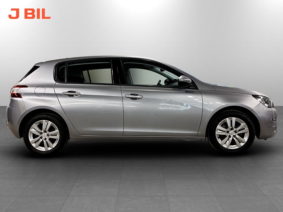 Bild på Peugeot 308 308 5D Active 1.6 e-HDi 115hk