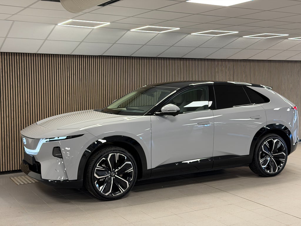 Mazda CX-6e 78 kWh, 258ps, 2026