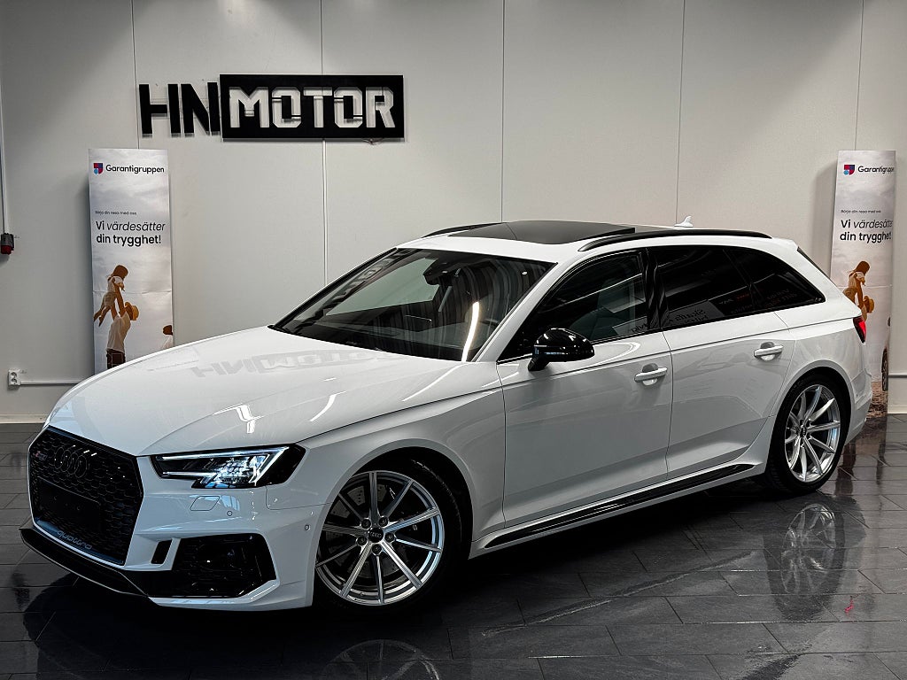 Audi RS4 Avant 2.9 FSI 450hk |PANO|MATRIX|B&O|BLIS|360|Massage|