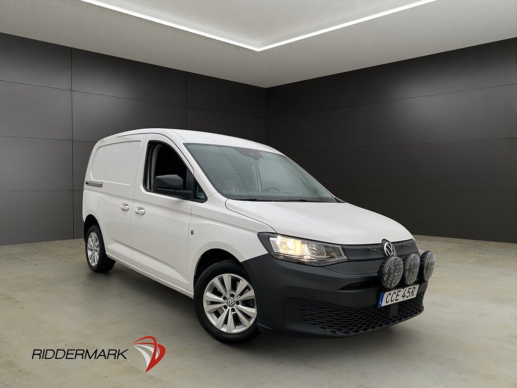 Volkswagen Caddy Cargo Värmare Drag B-Kamera CARPLAY Moms