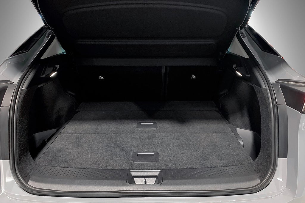 Nissan Ariya EVOLVE 87KWH | MOMS | 20" SOMMAR 2022