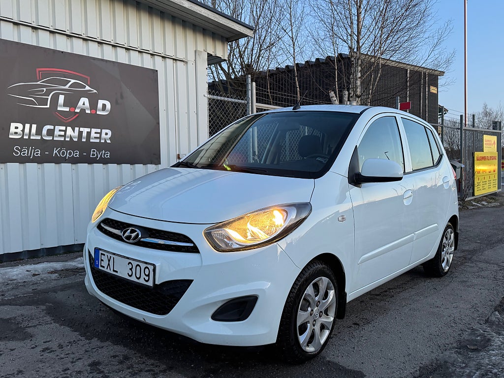 Hyundai i10 1.1 iRDE Premium  / Låga mail 7636