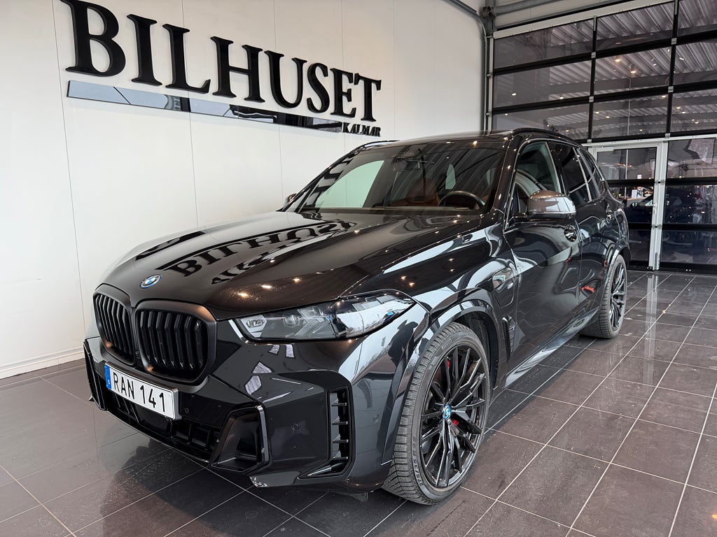 BMW X5 xDrive50e | Kolfiber | Massage | Sky Lounge |L-Fjädring