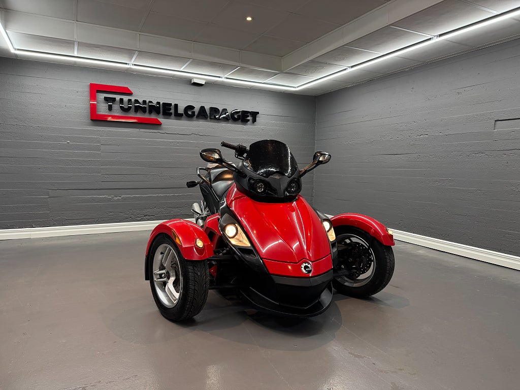 Can-Am Spyder RS 1.0 V2 101HK Sportavg  B-kort 1,250:- AVB 
