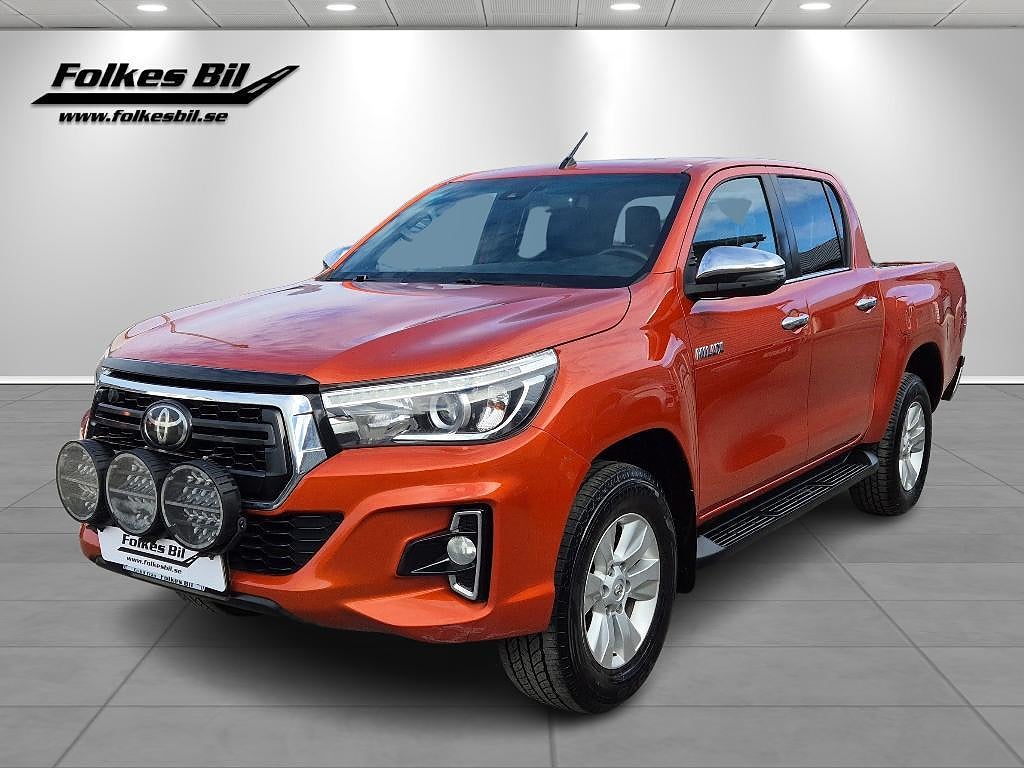 Toyota Hilux Double Cab 2.4 D Ultimate 150 hk Aut Vhjul