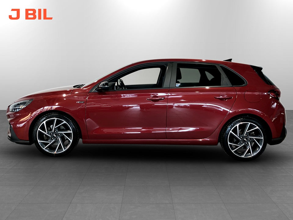 Bild på Hyundai i30 N-Line 1.5 T-GDI 159hk Aut B-KAMERA CARPLAY