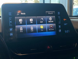 SUV Toyota C-HR 20 av 24