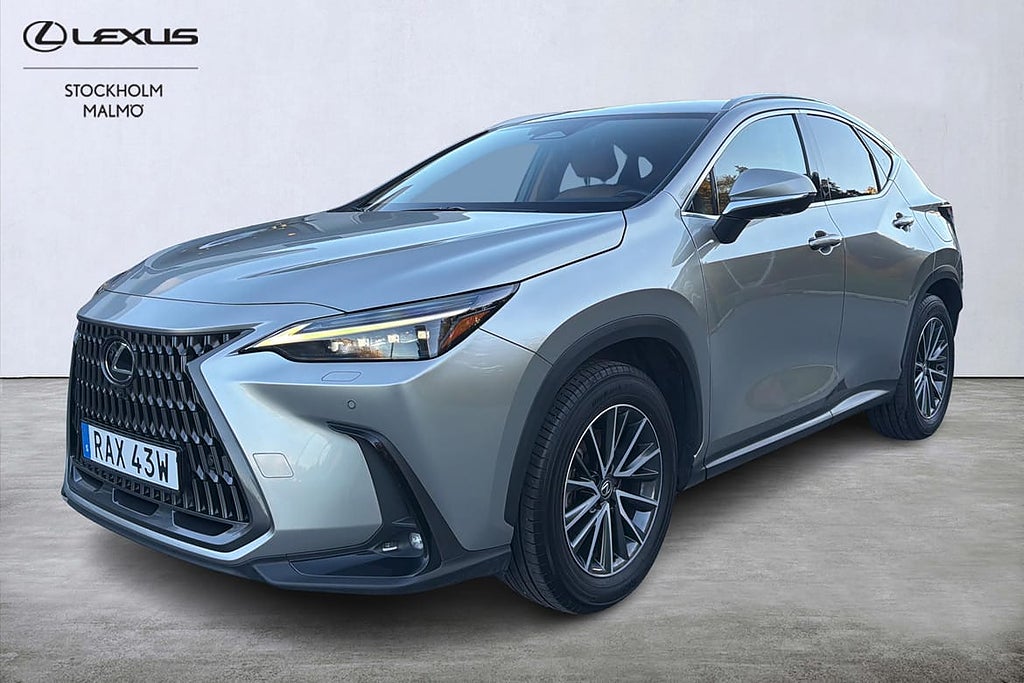 Lexus NX350h Executive Teknikpaket AWD 242hk Drag P-värm 360° HUD